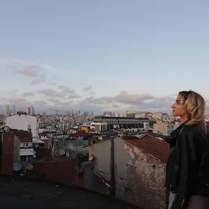 Sanat Taksim Hostal