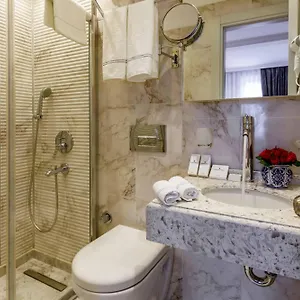 4* Hotel Amiral Palace Hotel&spa